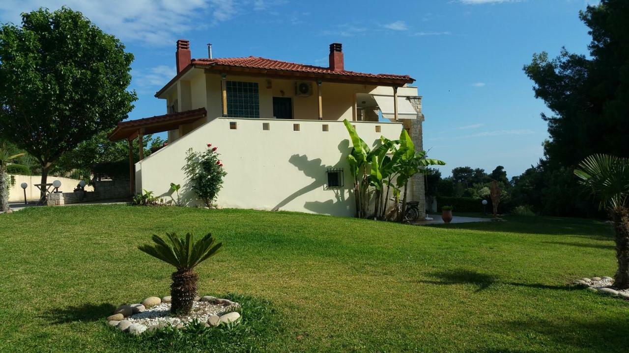 Villa Chris Посиди Экстерьер фото